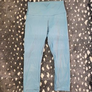 Blue/green lulu cropped leggings